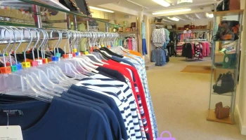 101 Boutique - Thornhill Dg3 5Ly