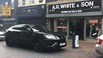 A R White & Son - Bilston
