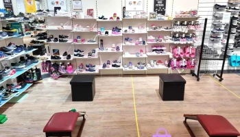 Begg Shoes 105 - Elgin Iv30 1Ea