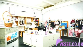 En' Point Dancewear - Livingston
