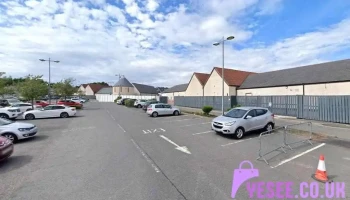 French Connection - Caledonia Park Designer Outlet