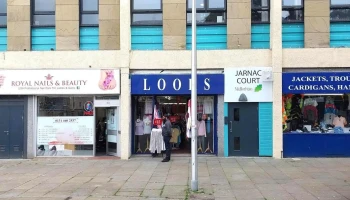 Looks - United Kingdom