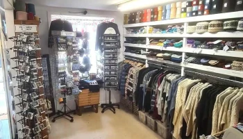 Orkney souvenirs - Kirkwall Kw15 1Dn