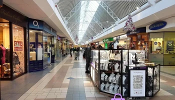 The Avenue Shopping Centre - Capelrig Rd