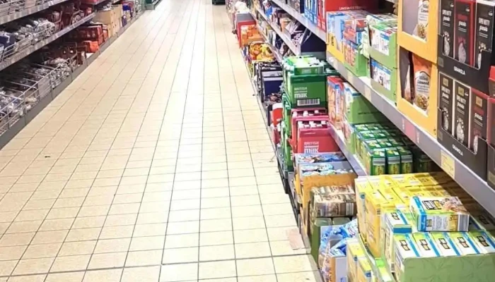 Aldi -  Inside - Alloa