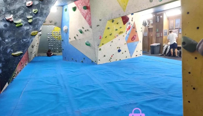 Avertical World Climbing Bouldering Centre All - Dundee