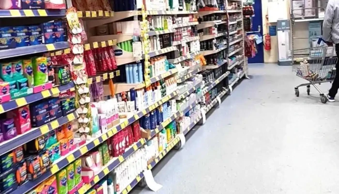 Bm Home Store With Garden Centre Inside - Bathgate