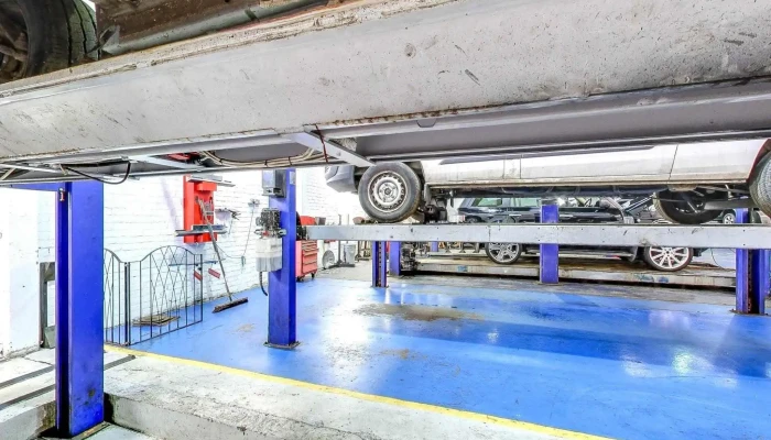 C D Grant Mobile Tyres Ltd Street View 360deg - Paisley