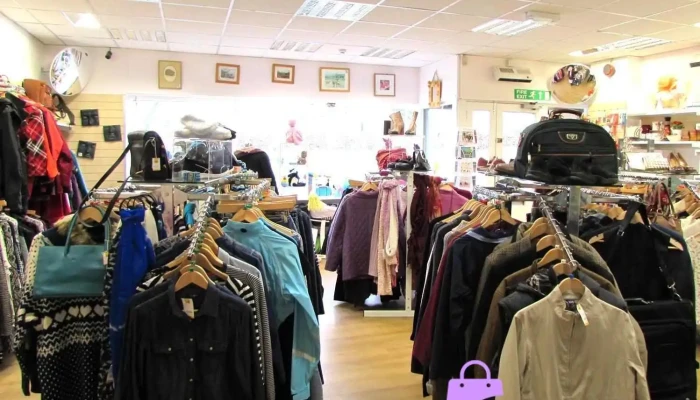 Cats Protection -    Arbroath Charity Shop Inside - Arbroath