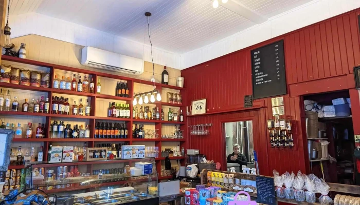 Deli In The Square - Strathpeffer Iv14 9Da