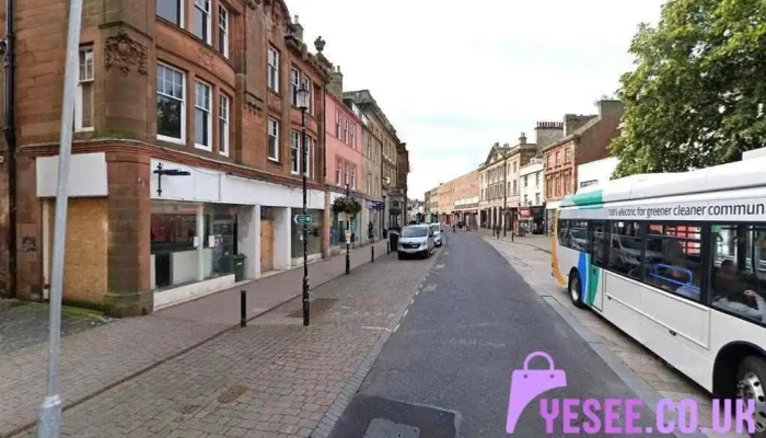 Fashionista - Ayr