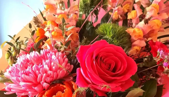 Flowers By Isabel -  Rose - Glasgow