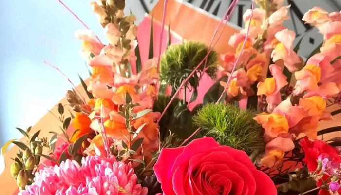 Flowers By Isabel -  Videos - Glasgow