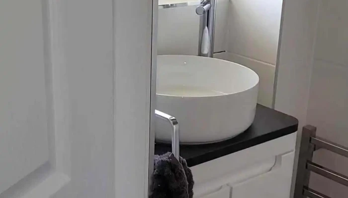 Hamilton Bathroom Kitchen Centre Videos - Hamilton