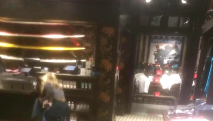 Hollister Co How To Get There - Glasgow