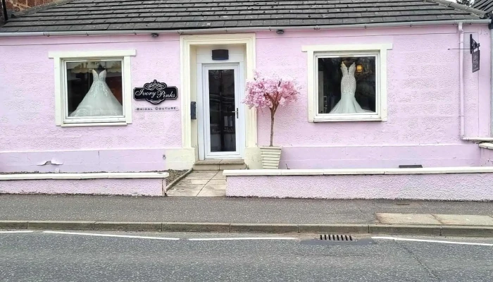 Ivory Pinks Bridal Couture -  Website - Glasgow