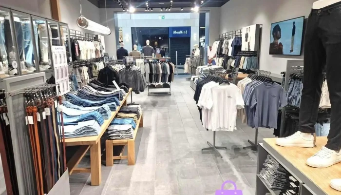 Jack Jones Latest - Glasgow