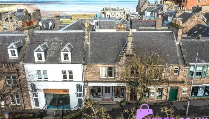 Johnstons Of Elgin -  By Owner - St Andrews