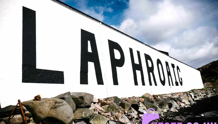 Laphroaig Distillery - Isle Of Islay Pa42 7Du