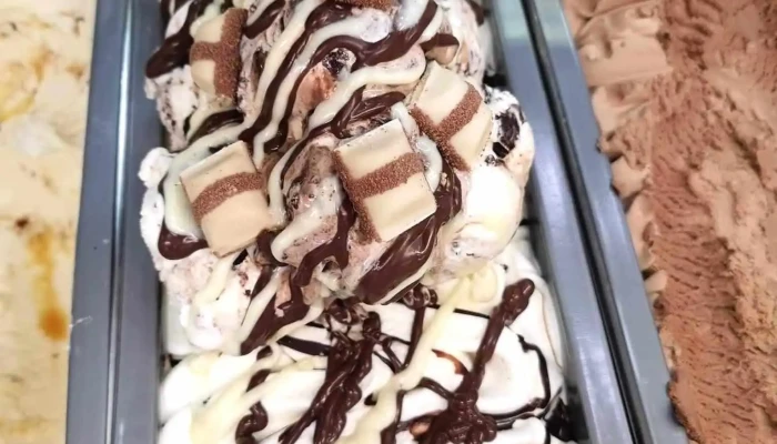 Lickilicious Candy Lounge -  Ice Cream - Bathgate