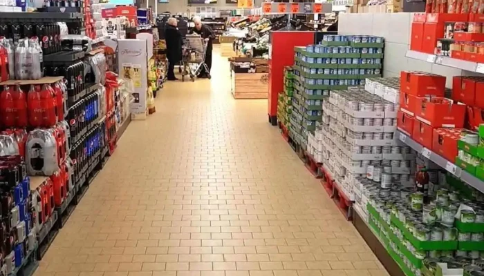 Lidl -  Inside - Alness