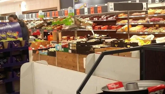 Lidl -  Inside - Bathgate
