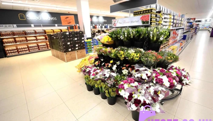 Lidl -  Inside - Glasgow