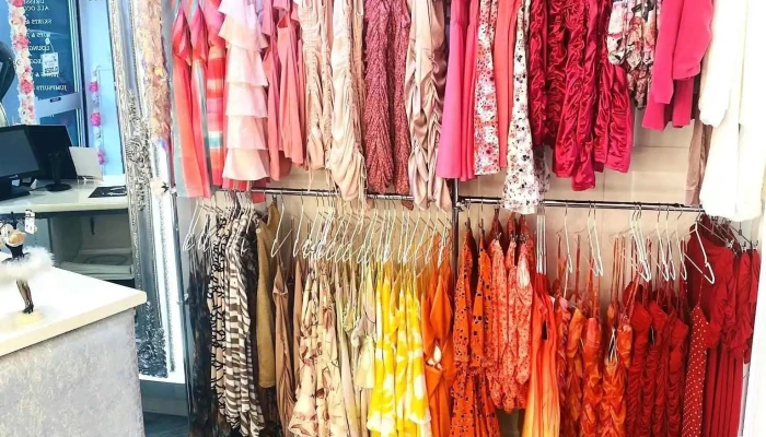 Mademoiselle Boutique - Wishaw Ml2 8An