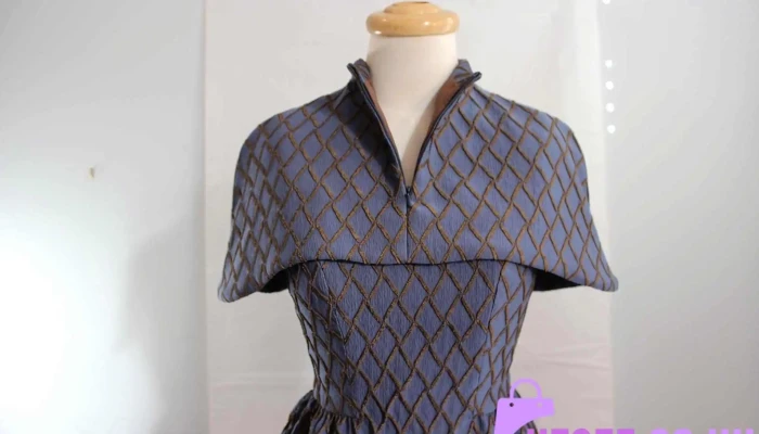 Marie Cecilie - Seamstress - First Floor Left