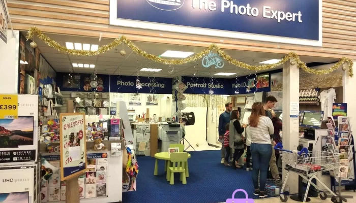 Max Spielmann -  Exterior - Glasgow