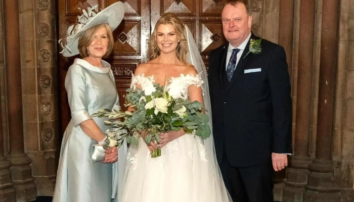 Moda Dea Mother Of The Bride Address - Glasgow