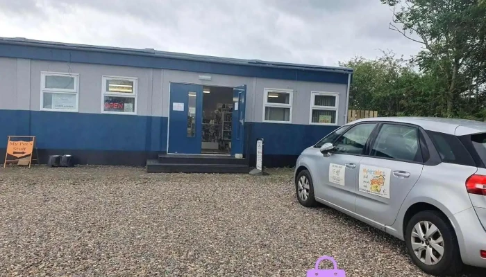 My pet's stuff raw and natural - Broxburn