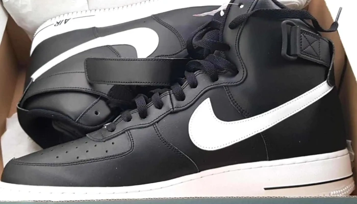 Nike Factory Store Tillicoultry -  Address - Tillicoultry