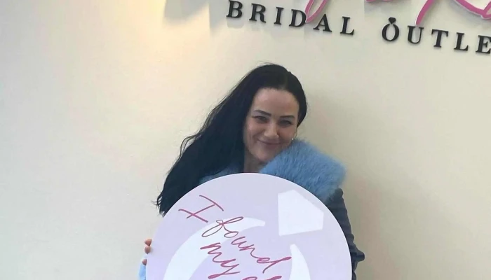 One Of A Kind Bridal Outlet -  Reviews - Hamilton