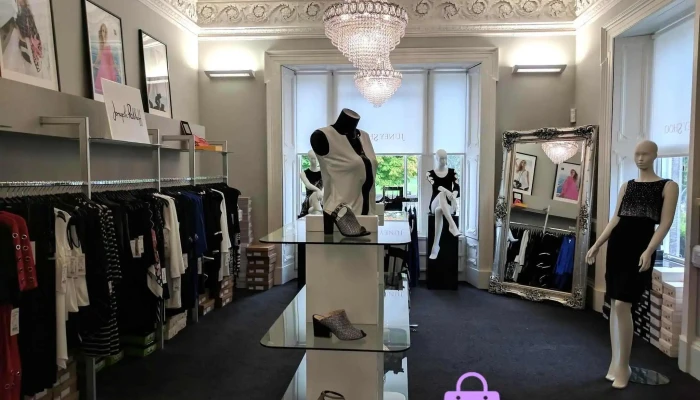 Peignoir -  Inside - Ayr