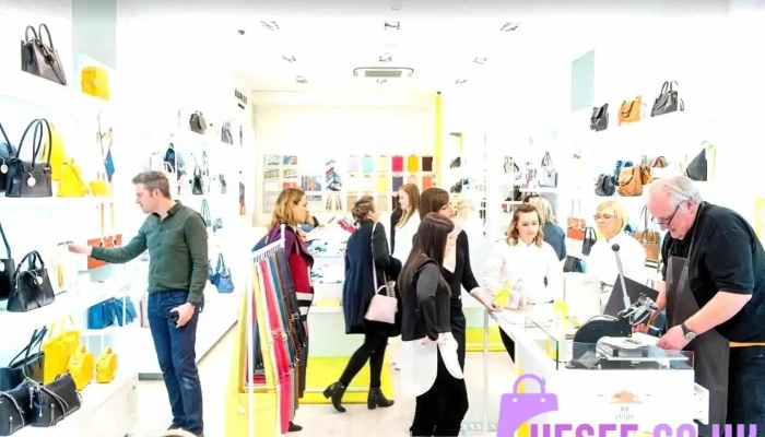 Radley -  Inside - Glasgow