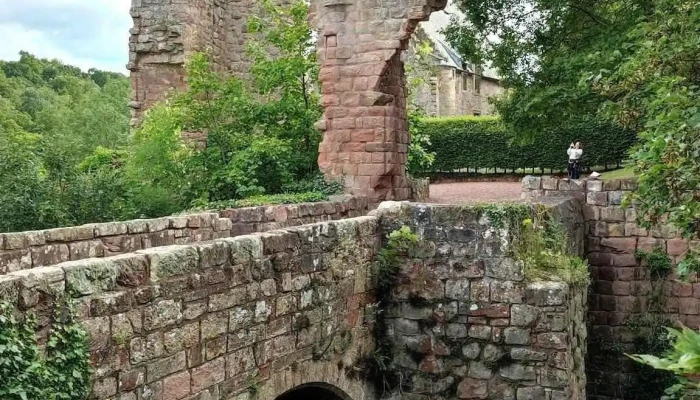 Rosslyn Castle - Roslin Eh25 9Px