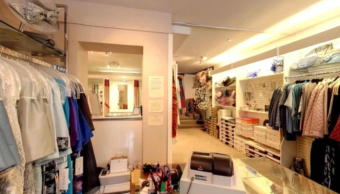 Rouge Boutiques - Inverness Iv2 3Ea