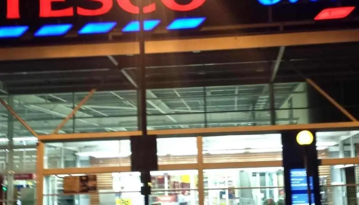 Tesco Extra -  Parking - Alloa