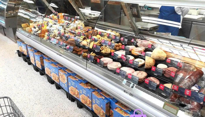 Tesco Superstore -  Inside - Annan