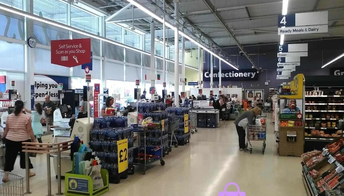 Tesco Superstore -  Inside - Kilbirnie
