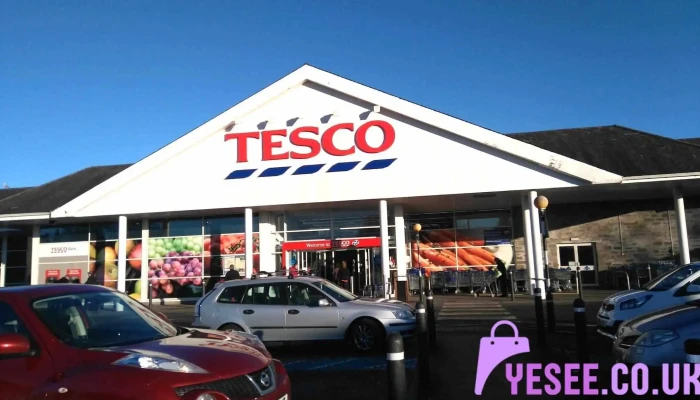 Tesco Superstore -  Parking - Forfar