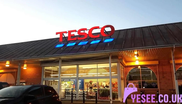 Tesco Superstore -  Parking - Glasgow