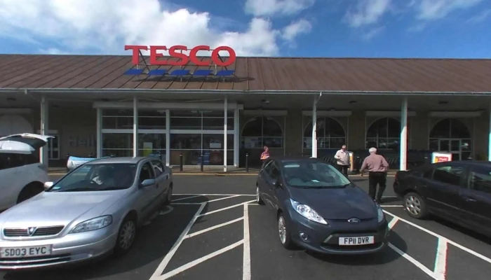 Tesco Superstore -  Street View 360deg - Glasgow