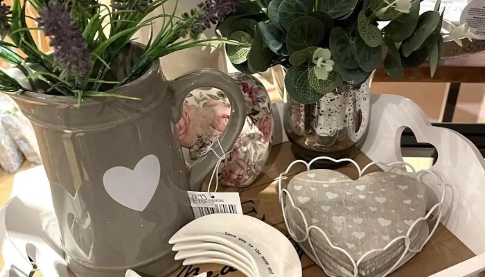 The Little Gift Shop -  By Owner - Beith